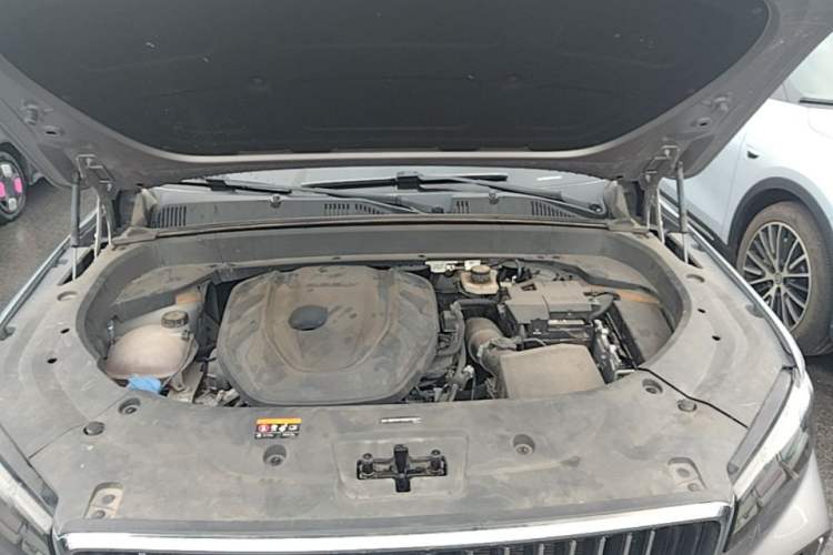 Used Geely Auto Monjaro L 2023 2.0TD High-Power Automatic Two-Wheel Drive Flagship Version Engine Bay