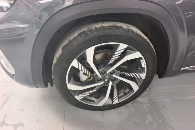 Used Geely Auto Monjaro L 2023 2.0TD High-Power Automatic Two-Wheel Drive Flagship Version Exterior 4
