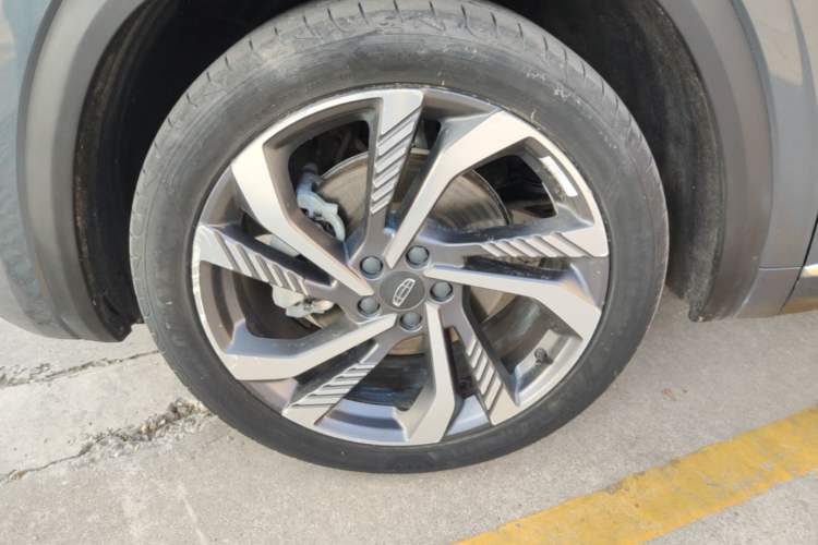 Used Geely Auto Monjaro L 2023 2.0TD High-Power Automatic Two-Wheel Drive Flagship Version Exterior 4