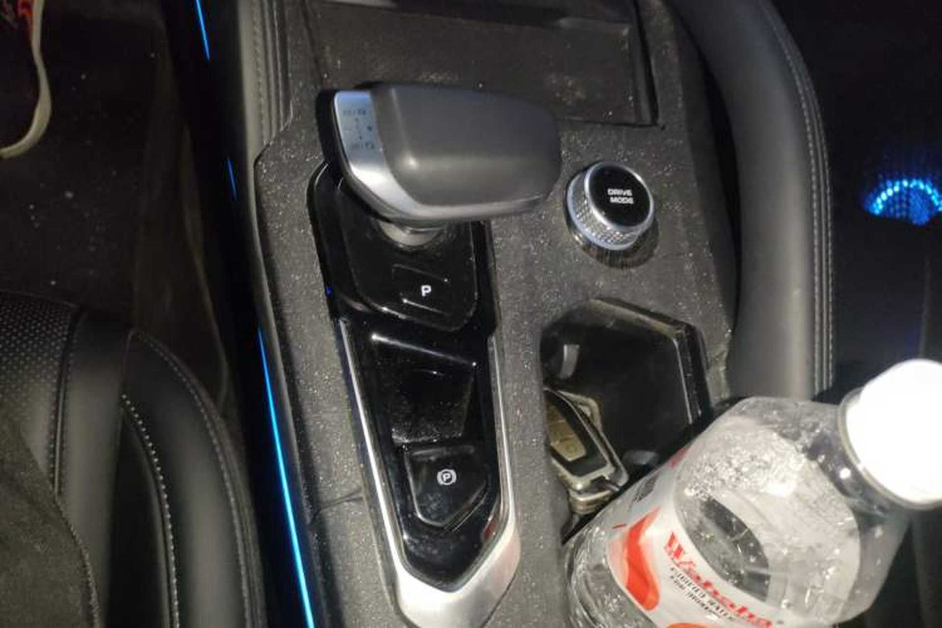 Used Geely Auto Monjaro L 2023 2.0TD High-Power Automatic Two-Wheel Drive Flagship Version Gear Lever