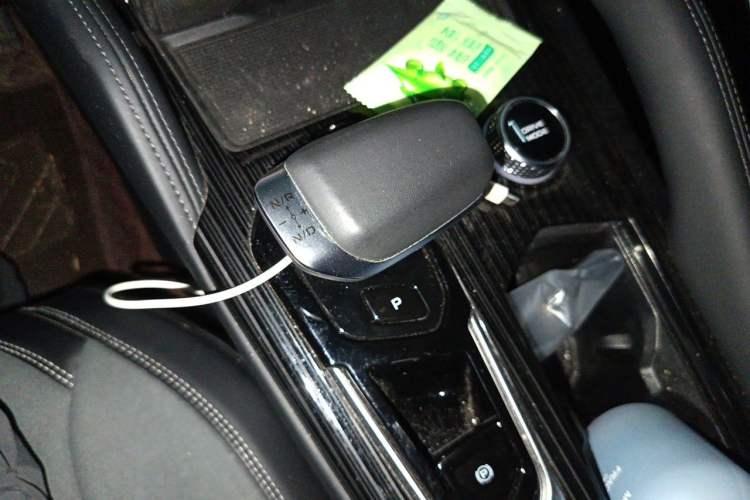 Used Geely Auto Monjaro L 2023 2.0TD High-Power Automatic Two-Wheel Drive Flagship Version Gear Lever