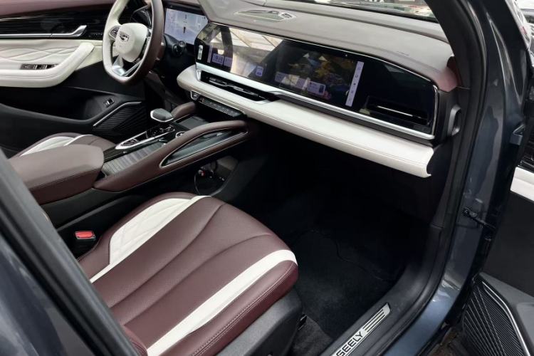 Used Geely Auto Monjaro L 2023 2.0TD High-Power Automatic Two-Wheel Drive Flagship Version Interior 1