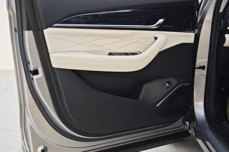 Used Geely Auto Monjaro L 2023 2.0TD High-Power Automatic Two-Wheel Drive Flagship Version Interior 10