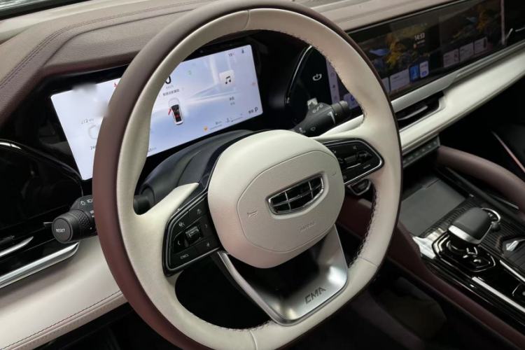 Used Geely Auto Monjaro L 2023 2.0TD High-Power Automatic Two-Wheel Drive Flagship Version Interior 2