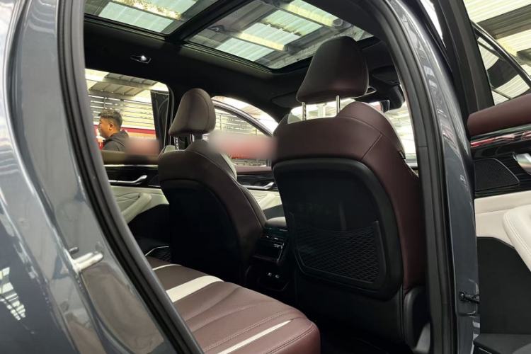Used Geely Auto Monjaro L 2023 2.0TD High-Power Automatic Two-Wheel Drive Flagship Version Interior 3