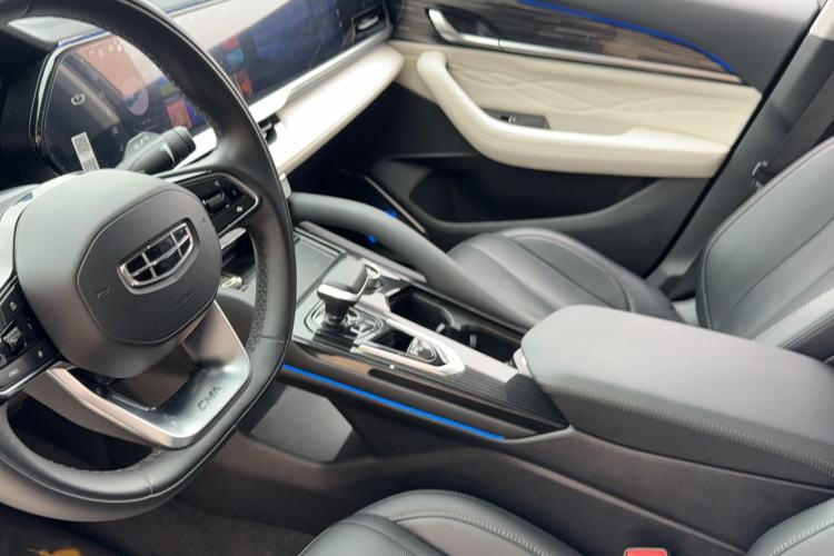 Used Geely Auto Monjaro L 2023 2.0TD High-Power Automatic Two-Wheel Drive Flagship Version Interior 8