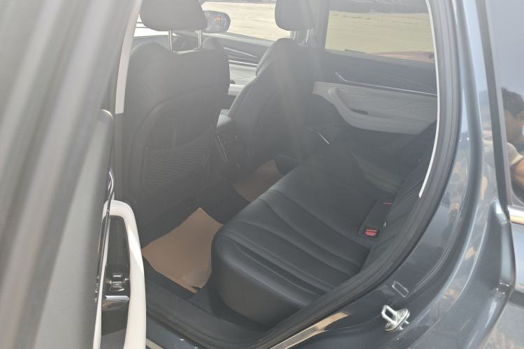 Used Geely Auto Monjaro L 2023 2.0TD High-Power Automatic Two-Wheel Drive Flagship Version Left Rear Seat