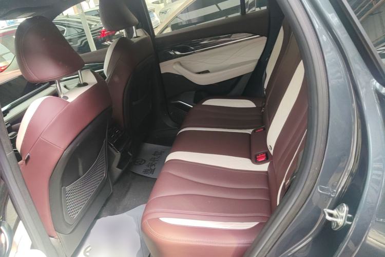 Used Geely Auto Monjaro L 2023 2.0TD High-Power Automatic Two-Wheel Drive Flagship Version Left Rear Seat