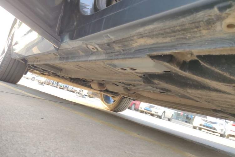 Used Geely Auto Monjaro L 2023 2.0TD High-Power Automatic Two-Wheel Drive Flagship Version Left Side Sill
