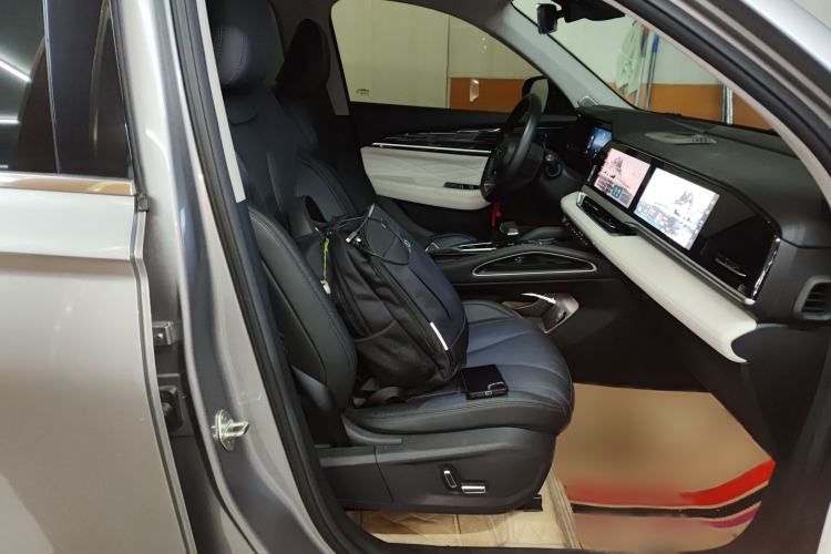 Used Geely Auto Monjaro L 2023 2.0TD High-Power Automatic Two-Wheel Drive Flagship Version Right Front Seat