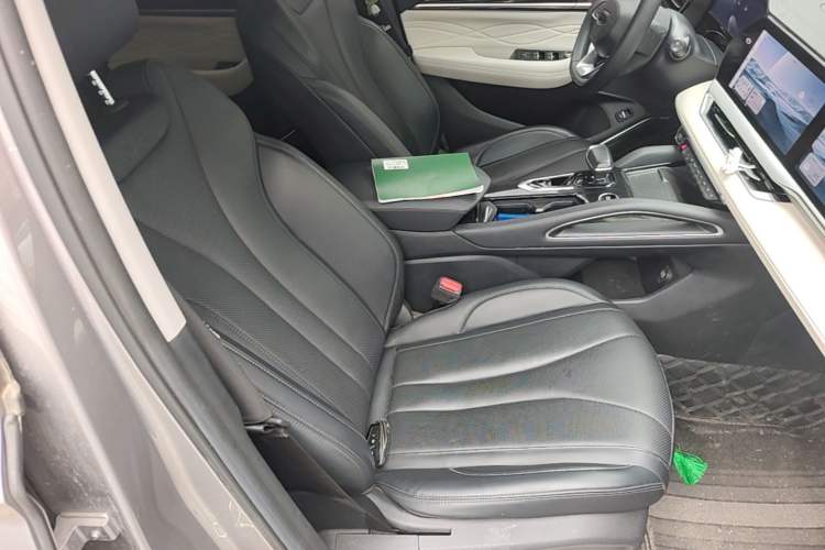 Used Geely Auto Monjaro L 2023 2.0TD High-Power Automatic Two-Wheel Drive Flagship Version Right Front Seat