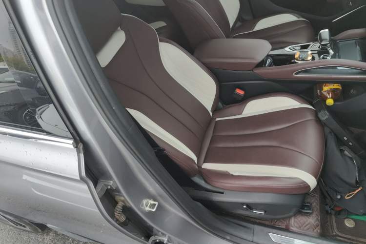 Used Geely Auto Monjaro L 2023 2.0TD High-Power Automatic Two-Wheel Drive Flagship Version Right Front Seat