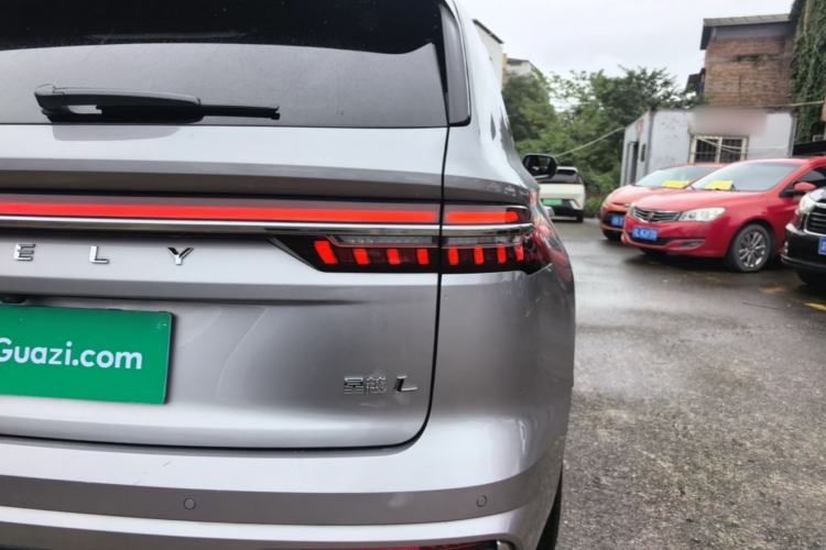 Used Geely Auto Monjaro L 2023 2.0TD High-Power Automatic Two-Wheel Drive Flagship Version Right Rear Taillight