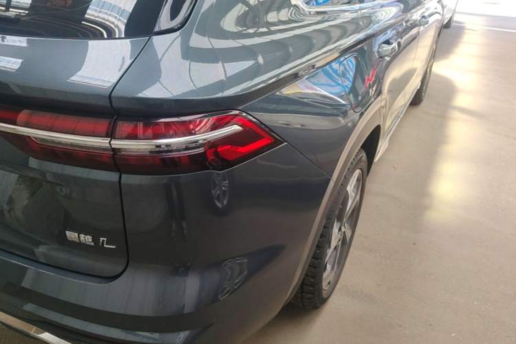 Used Geely Auto Monjaro L 2023 2.0TD High-Power Automatic Two-Wheel Drive Flagship Version Right Rear Taillight