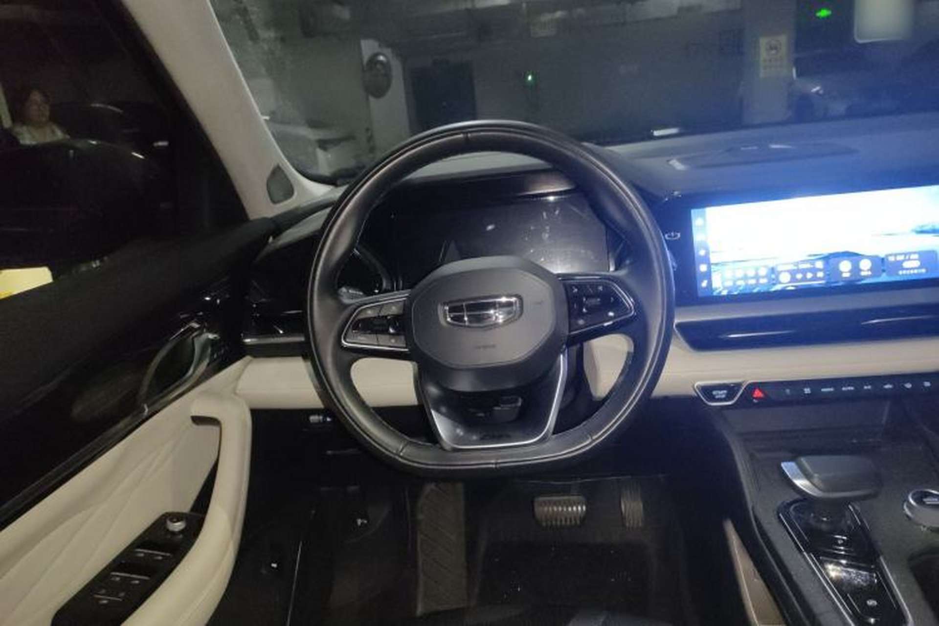 Used Geely Auto Monjaro L 2023 2.0TD High-Power Automatic Two-Wheel Drive Flagship Version Steering Wheel