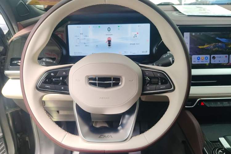 Used Geely Auto Monjaro L 2023 2.0TD High-Power Automatic Two-Wheel Drive Flagship Version Steering Wheel