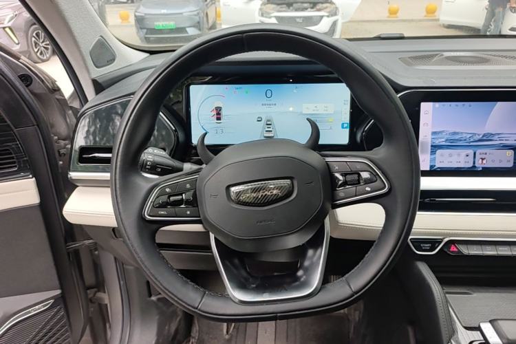 Used Geely Auto Monjaro L 2023 2.0TD High-Power Automatic Two-Wheel Drive Flagship Version Steering Wheel