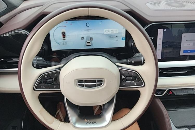 Used Geely Auto Monjaro L 2023 2.0TD High-Power Automatic Two-Wheel Drive Flagship Version Steering Wheel