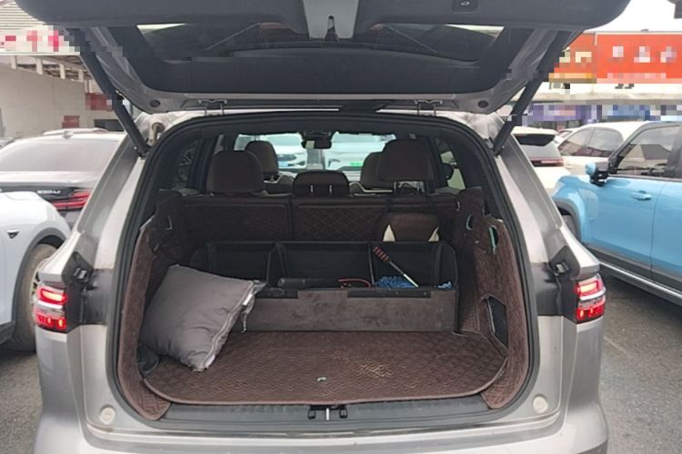 Used Geely Auto Monjaro L 2023 2.0TD High-Power Automatic Two-Wheel Drive Flagship Version Trunk