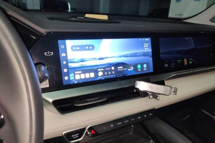 Used Geely Auto Monjaro L 2023 2.0TD High-Power Automatic Two-Wheel Drive Flagship Version Audio And AC Panel