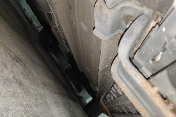 Used Geely Auto Monjaro L 2023 2.0TD High-Power Automatic Two-Wheel Drive Flagship Version Chassis Front Left