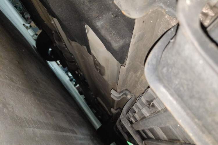 Used Geely Auto Monjaro L 2023 2.0TD High-Power Automatic Two-Wheel Drive Flagship Version Chassis Rear Right