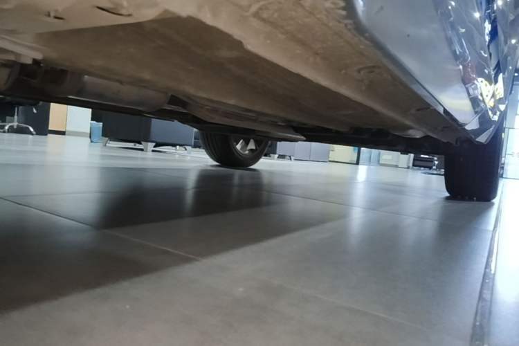 Used Geely Auto Monjaro L 2023 2.0TD High-Power Automatic Two-Wheel Drive Flagship Version Chassis Front Left