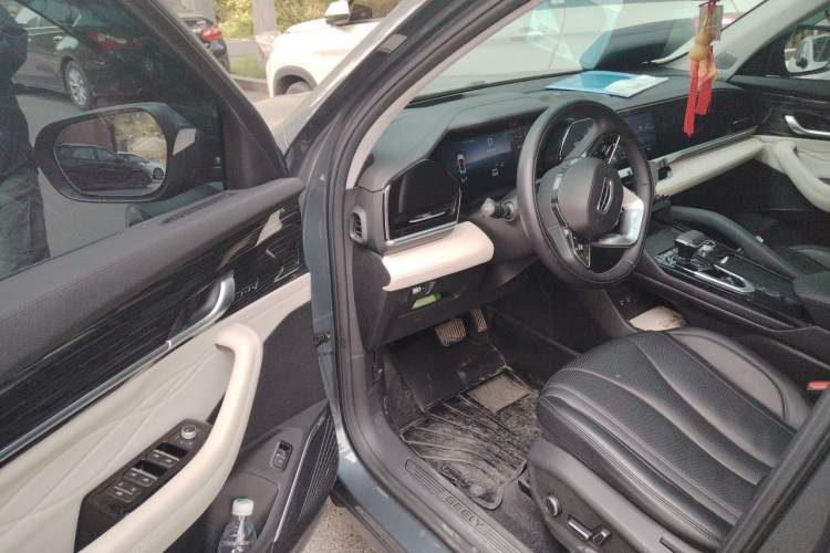 Used Geely Auto Monjaro L 2023 2.0TD High-Power Automatic Two-Wheel Drive Flagship Version Driver Seat