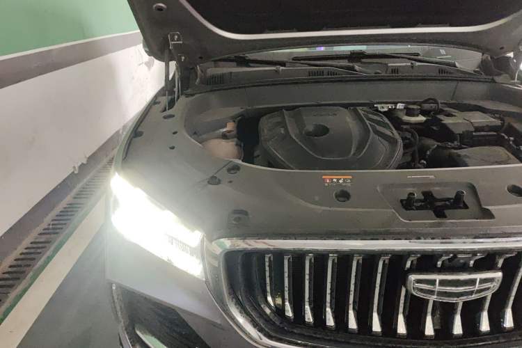 Used Geely Auto Monjaro L 2023 2.0TD High-Power Automatic Two-Wheel Drive Flagship Version Engine Bay Right
