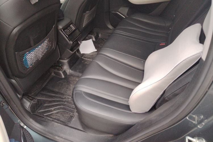 Used Geely Auto Monjaro L 2023 2.0TD High-Power Automatic Two-Wheel Drive Flagship Version Left Rear Seat