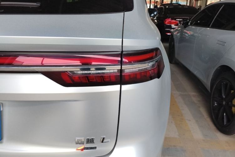 Used Geely Auto Monjaro L 2023 2.0TD High-Power Automatic Two-Wheel Drive Flagship Version Right Rear Taillight