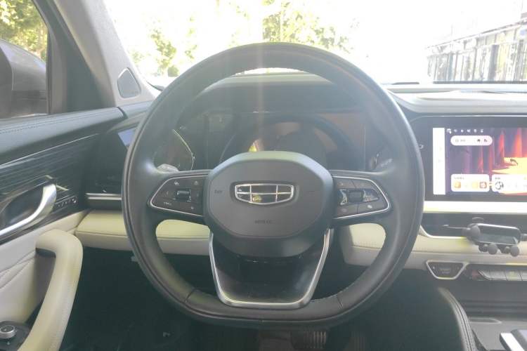 Used Geely Auto Monjaro L 2023 2.0TD High-Power Automatic Two-Wheel Drive Flagship Version Steering Wheel