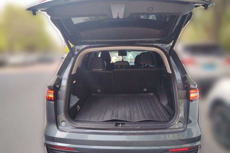 Used Geely Auto Monjaro L 2023 2.0TD High-Power Automatic Two-Wheel Drive Flagship Version Trunk