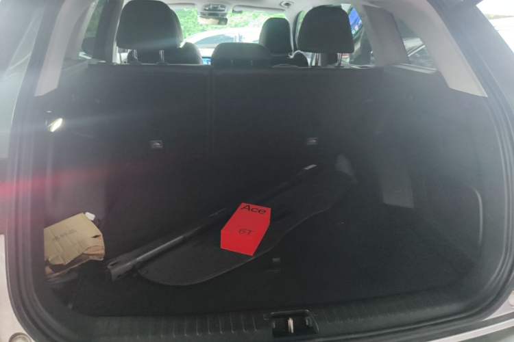 Used Geely Auto Monjaro L 2023 2.0TD High-Power Automatic Two-Wheel Drive Flagship Version Trunk