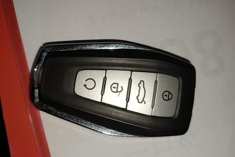 Used Geely Auto Monjaro L 2023 2.0TD High-Power Automatic Two-Wheel Drive Flagship Version Vehicle Key