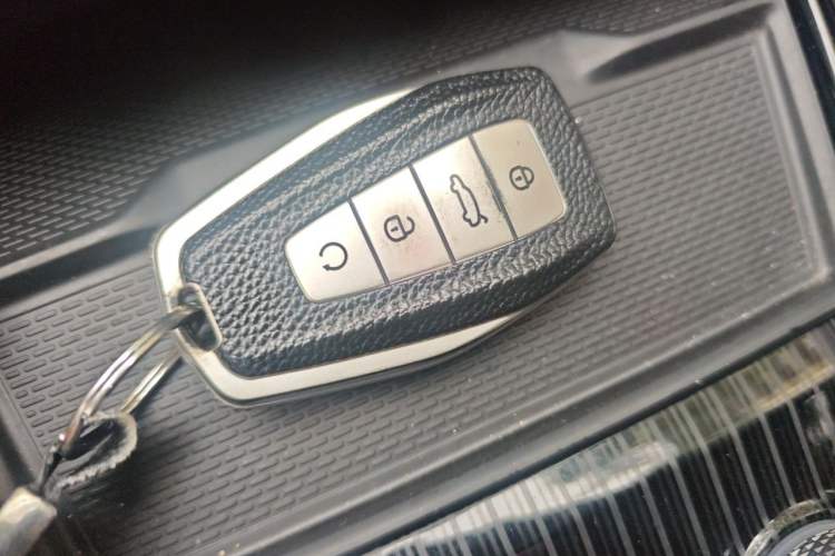 Used Geely Auto Monjaro L 2023 2.0TD High-Power Automatic Two-Wheel Drive Flagship Version Vehicle Key