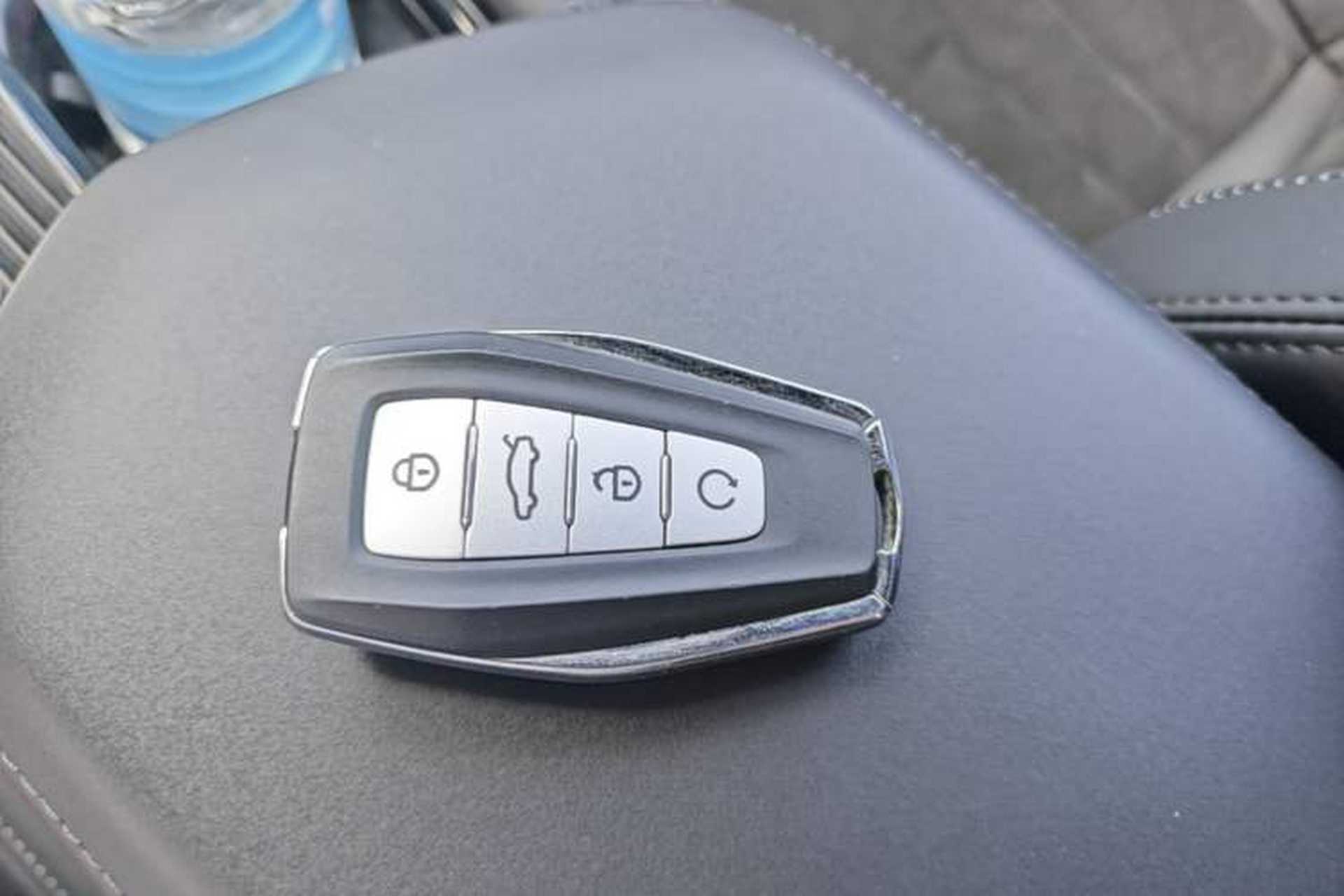 Used Geely Auto Monjaro L 2023 2.0TD High-Power Automatic Two-Wheel Drive Flagship Version Vehicle Key
