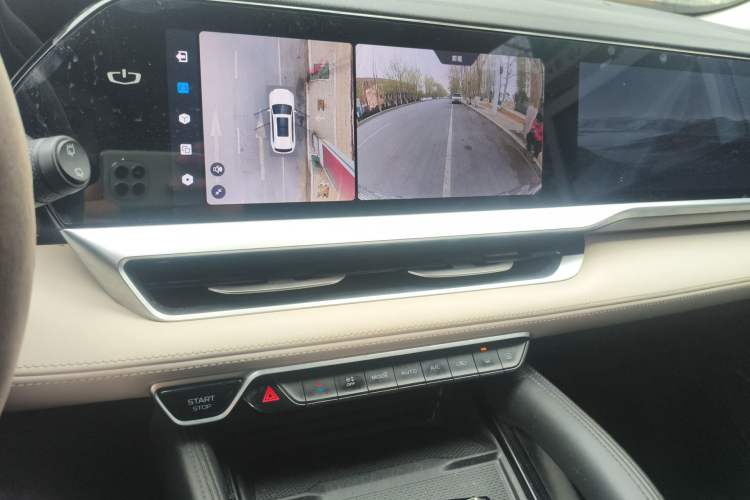 Used Geely Auto Monjaro L 2023 2.0TD High-Power Automatic Two-Wheel Drive Flagship Version Audio And AC Panel