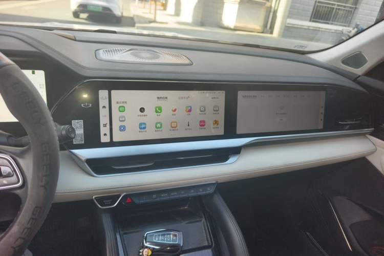Used Geely Auto Monjaro L 2023 2.0TD High-Power Automatic Two-Wheel Drive Flagship Version Audio And AC Panel