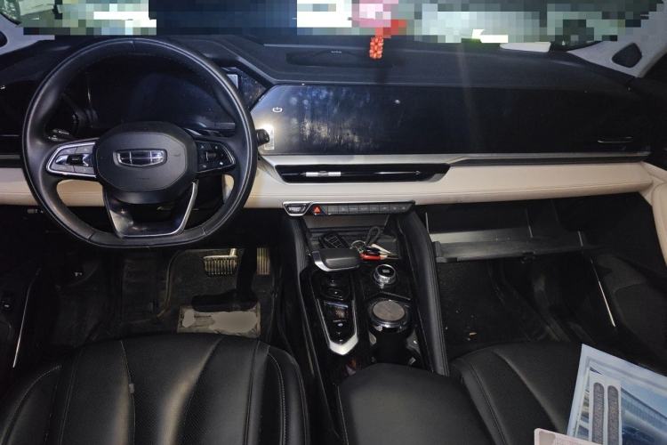 Used Geely Auto Monjaro L 2023 2.0TD High-Power Automatic Two-Wheel Drive Flagship Version Center Console