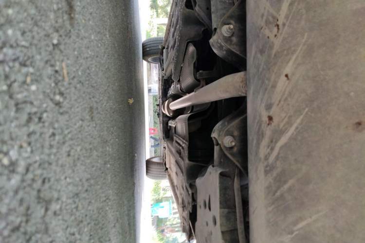 Used Geely Auto Monjaro L 2023 2.0TD High-Power Automatic Two-Wheel Drive Flagship Version Chassis Rear