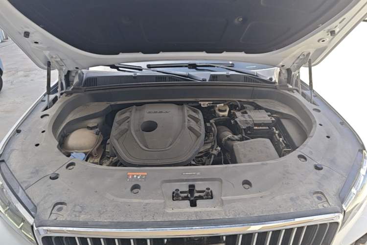 Used Geely Auto Monjaro L 2023 2.0TD High-Power Automatic Two-Wheel Drive Flagship Version Engine Bay