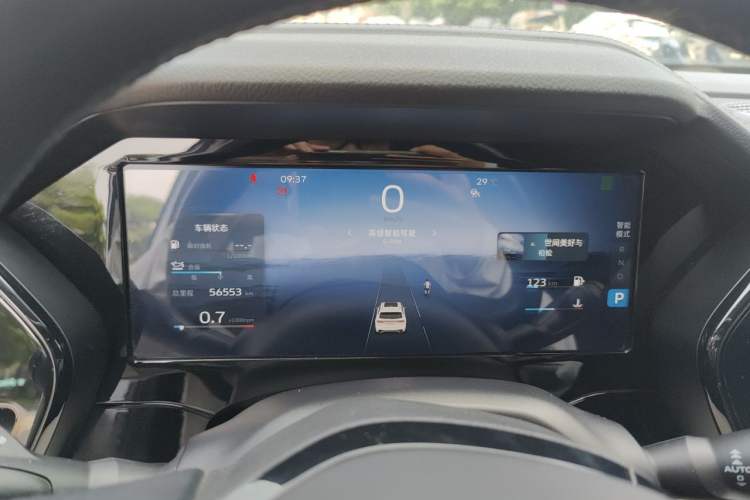 Used Geely Auto Monjaro L 2023 2.0TD High-Power Automatic Two-Wheel Drive Flagship Version Instrument Cluster