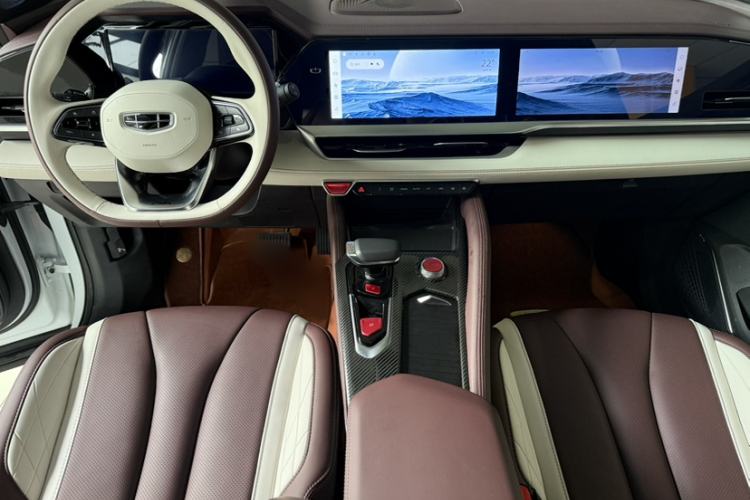 Used Geely Auto Monjaro L 2023 2.0TD High-Power Automatic Two-Wheel Drive Flagship Version Interior 1