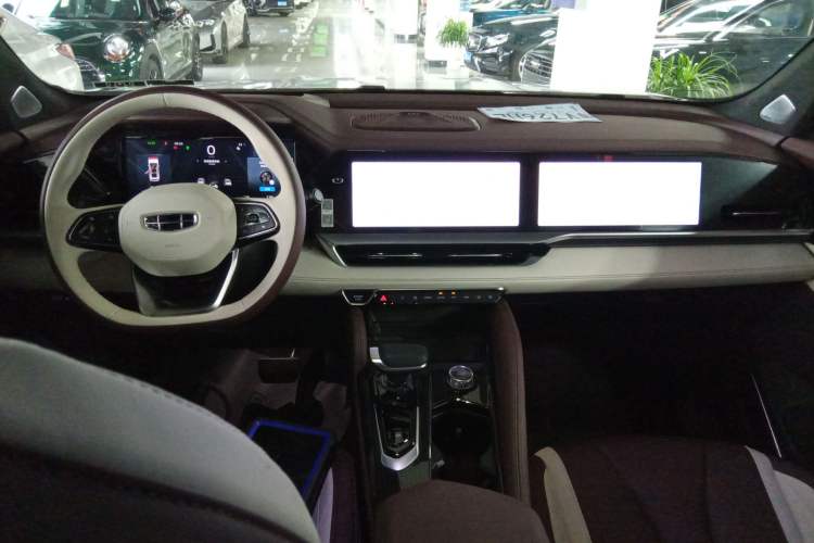 Used Geely Auto Monjaro L 2023 2.0TD High-Power Automatic Two-Wheel Drive Flagship Version Interior 2