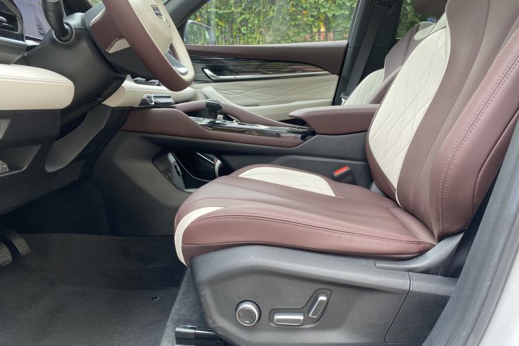 Used Geely Auto Monjaro L 2023 2.0TD High-Power Automatic Two-Wheel Drive Flagship Version Interior 3