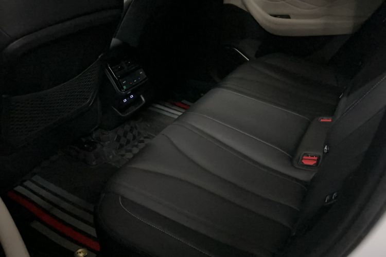 Used Geely Auto Monjaro L 2023 2.0TD High-Power Automatic Two-Wheel Drive Flagship Version Interior 5