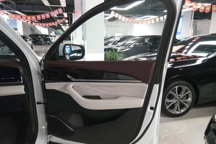 Used Geely Auto Monjaro L 2023 2.0TD High-Power Automatic Two-Wheel Drive Flagship Version Interior 5