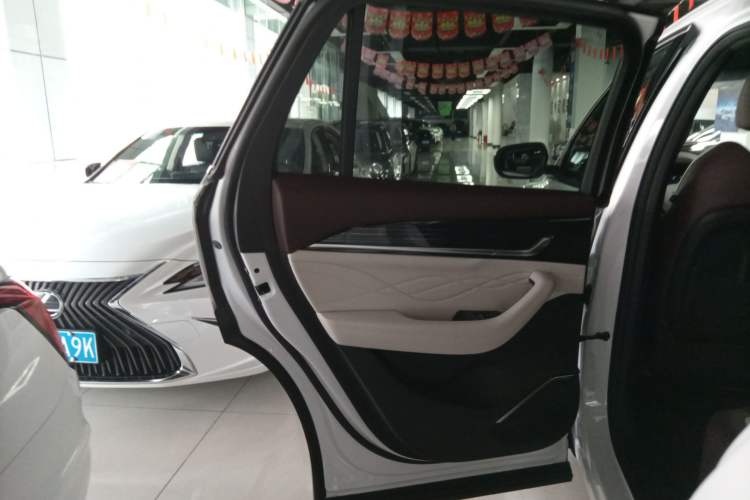 Used Geely Auto Monjaro L 2023 2.0TD High-Power Automatic Two-Wheel Drive Flagship Version Interior 8