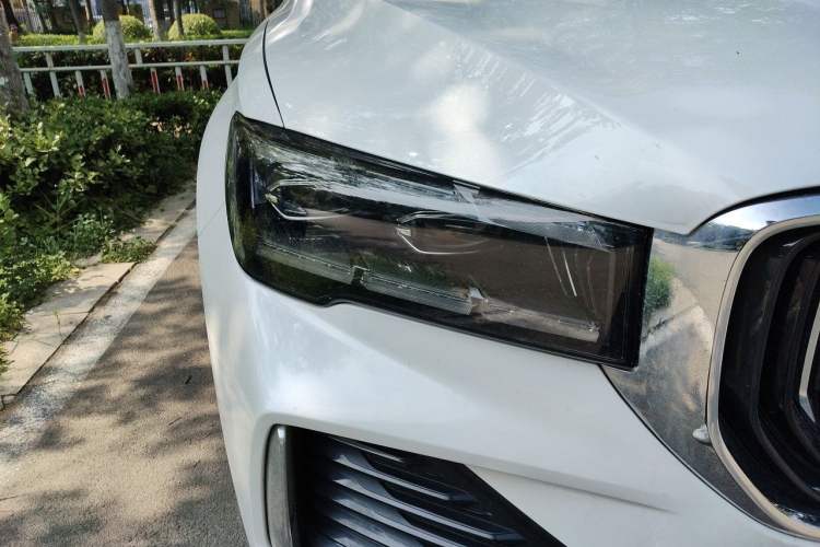 Used Geely Auto Monjaro L 2023 2.0TD High-Power Automatic Two-Wheel Drive Flagship Version Right Front Headlight